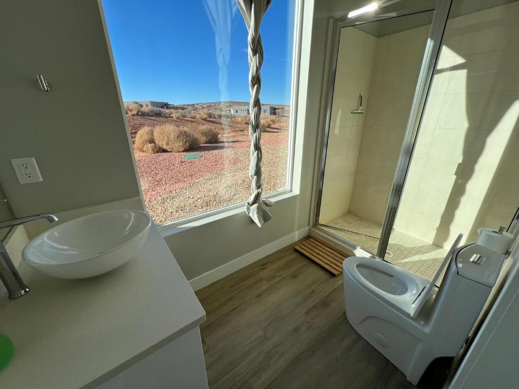 Koupelna v ubytování Page Arizona border town- Desert Sky room near Lake Powell