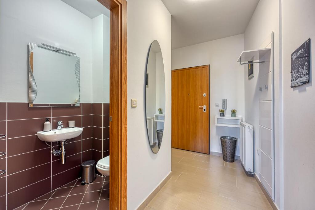 Koupelna v ubytování Apartment Dea - Three Bedroom Apartment