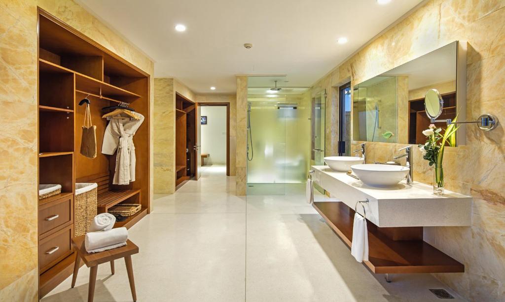 Biệt Thự Có Hồ Bơi