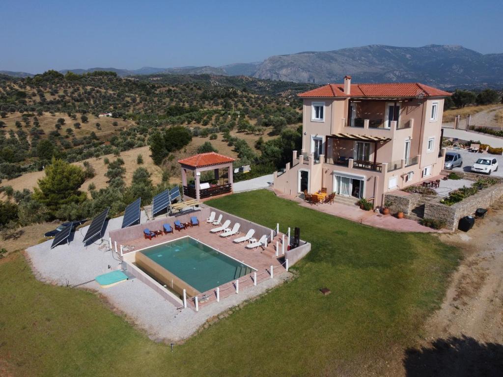 MELILOFOS SUITE GROUND FLOOR POOLSIDE