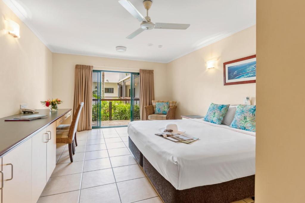 Bay Village Tropical Retreat & Apartments - Resim 16