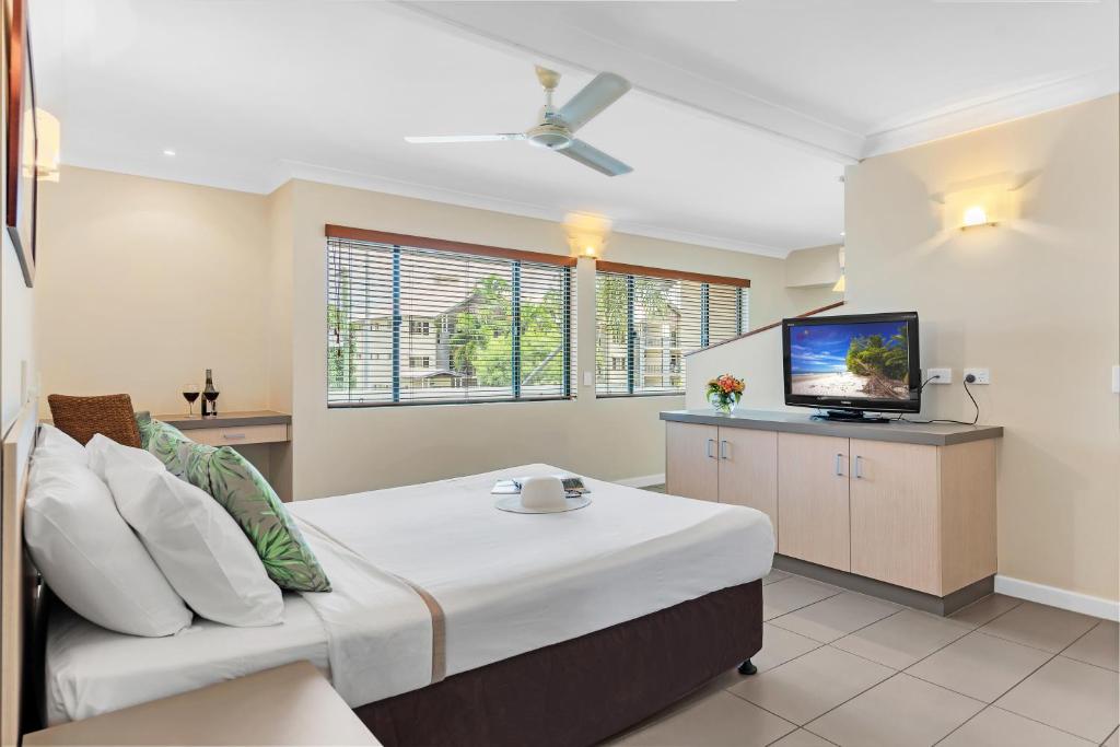 Bay Village Tropical Retreat & Apartments - Resim 21