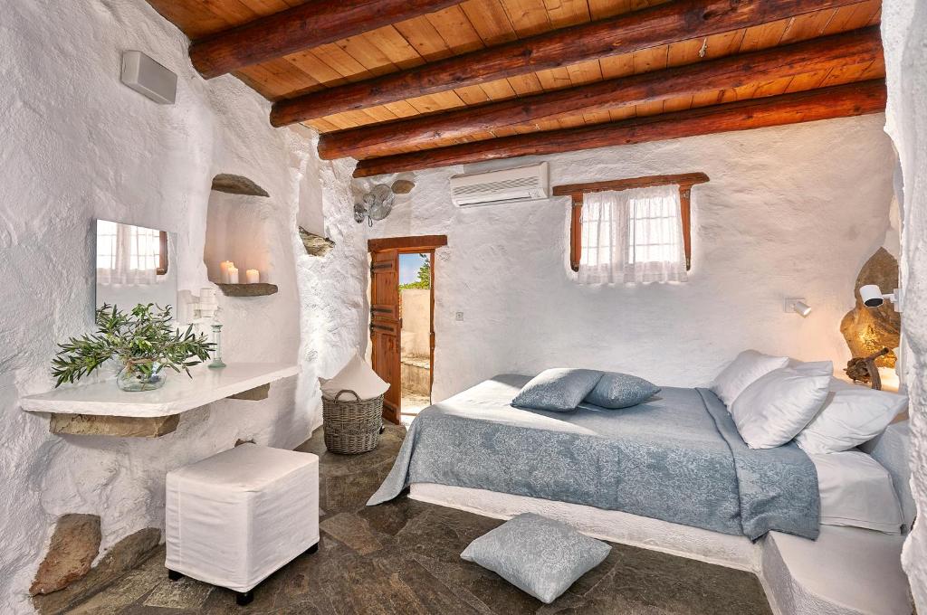 Fotografia z galérie ubytovania White River Cottages - rustic minimalist holiday houses v destinácii Makry Gialos
