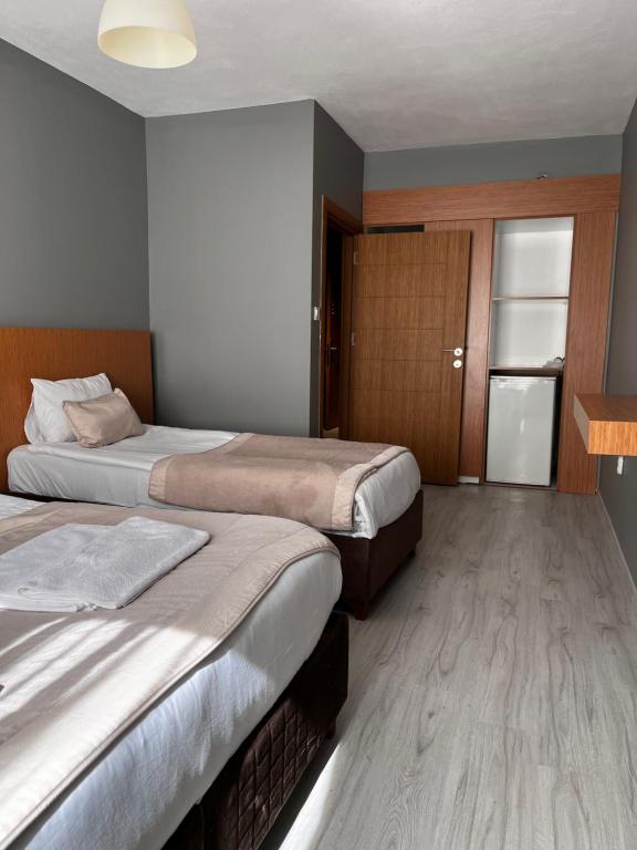 Formback Thermal Suit & Apart - Standard -Triple Room