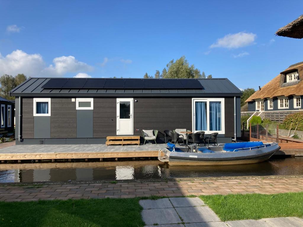 Waterpark Giethoorn - Superior Chalet