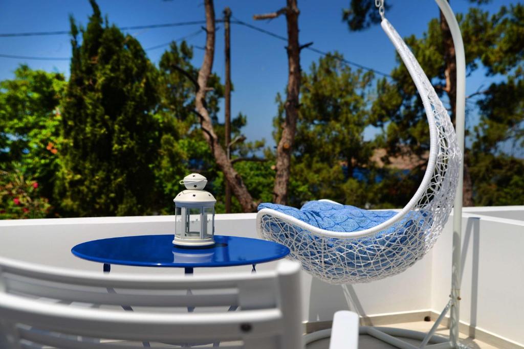 Fotografie z fotogalerie ubytování Aphrodite Studios Kalymnos v destinaci Myrties