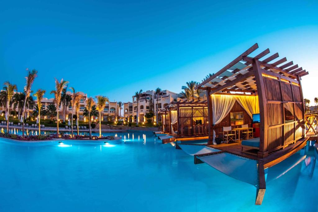 Bazén v ubytování Rixos Sharm El Sheikh - Adults Only 18 Plus nebo v jeho okolí