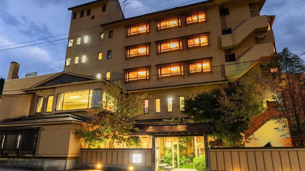 Budova, kde se ryokan nachází