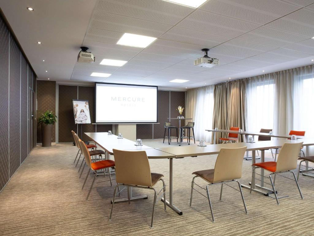 Ärikülastajate ala ja/või konverentsiruum majutusasutuses Mercure Clermont Ferrand centre Jaude