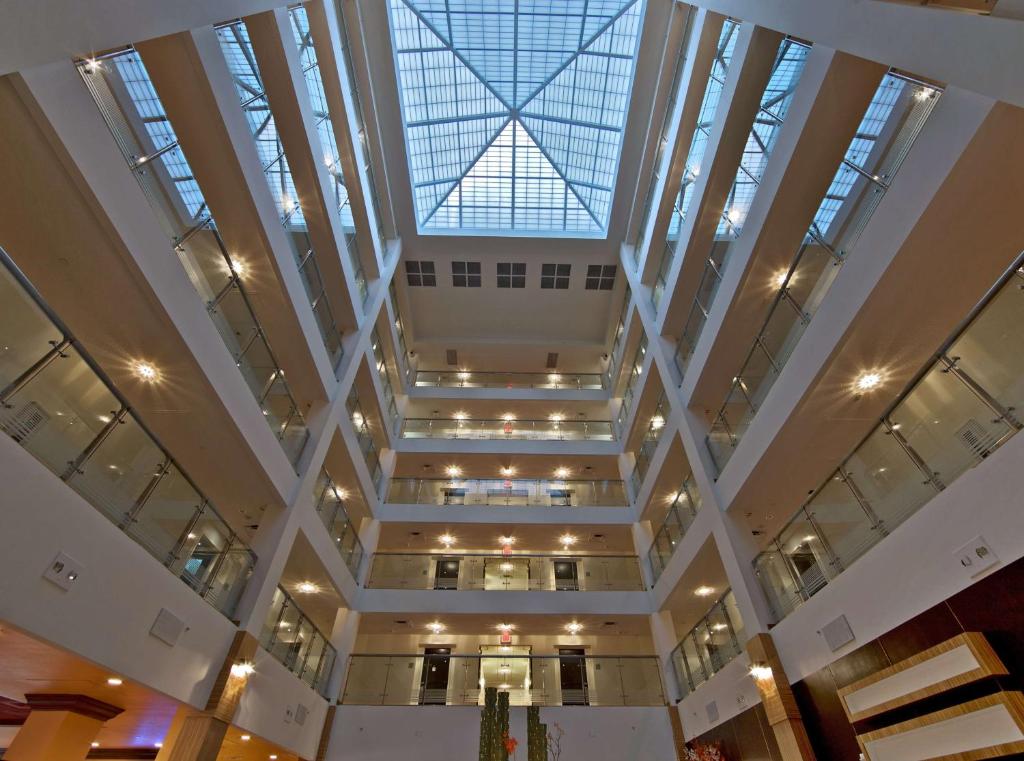 a view of a building with a skylight at DoubleTree by Hilton Sarasota Bradenton Airport in Sarasota
