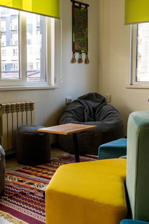 Posezení v ubytování People Hostel & Coworking