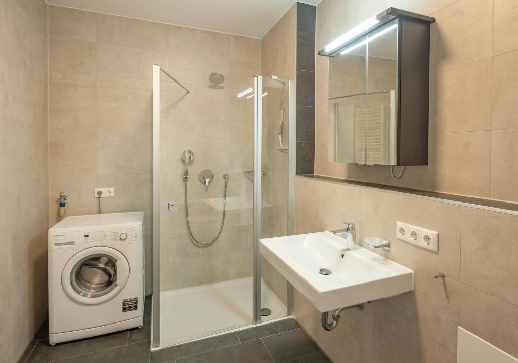 SweetHome - Poing Apartments - Apartment With Terrace