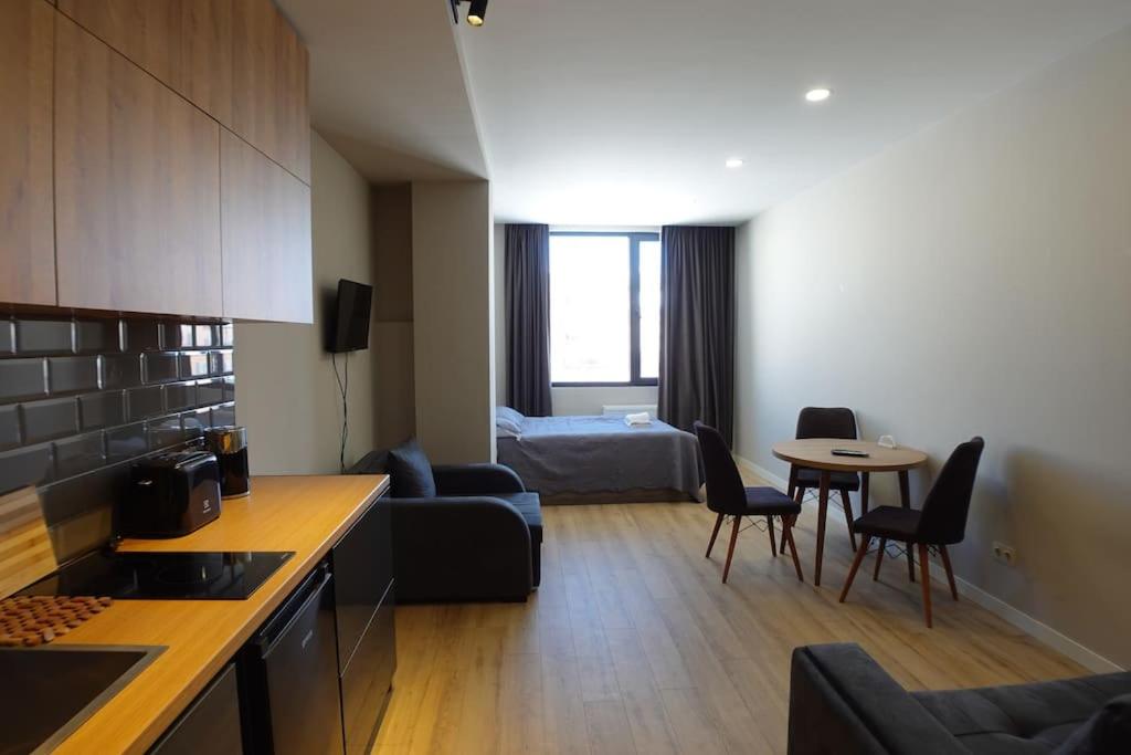 Posezení v ubytování Roshka Apartment 108