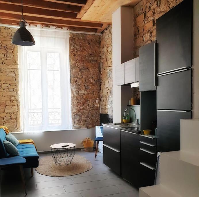 Photo de la galerie de l'établissement P'tit Canut : Studio tout équipé proche centre et gare, à Lyon