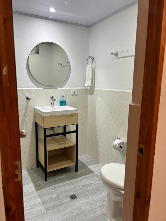 Koupelna v ubytování Merak Hostel