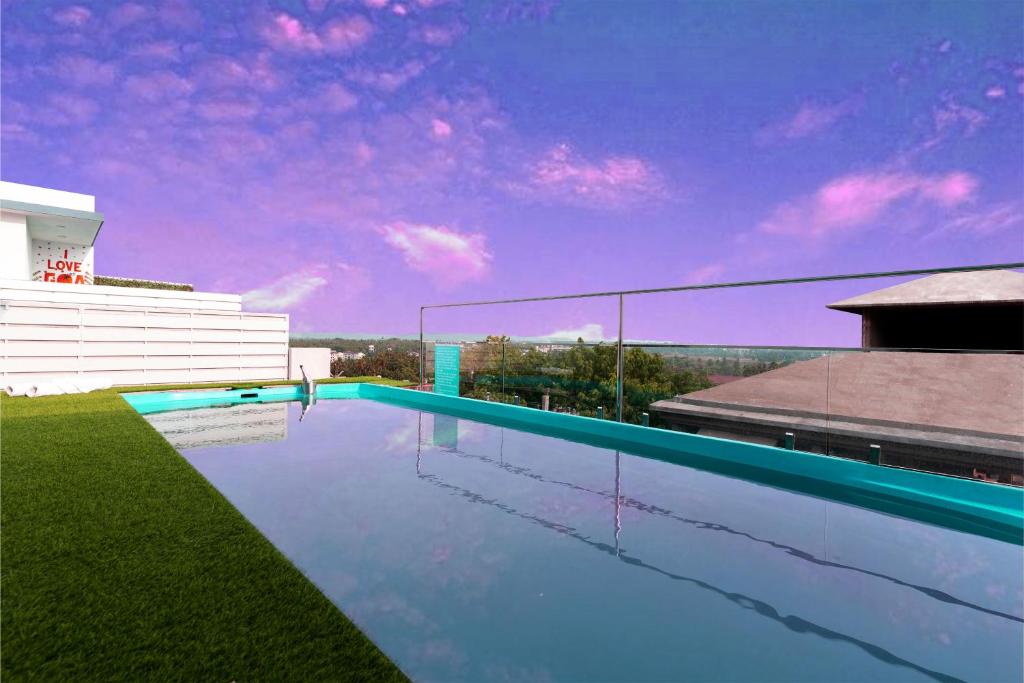Bazén v ubytování Antalya Villa - 5BHK with Private Pool, Baga nebo v jeho okolí