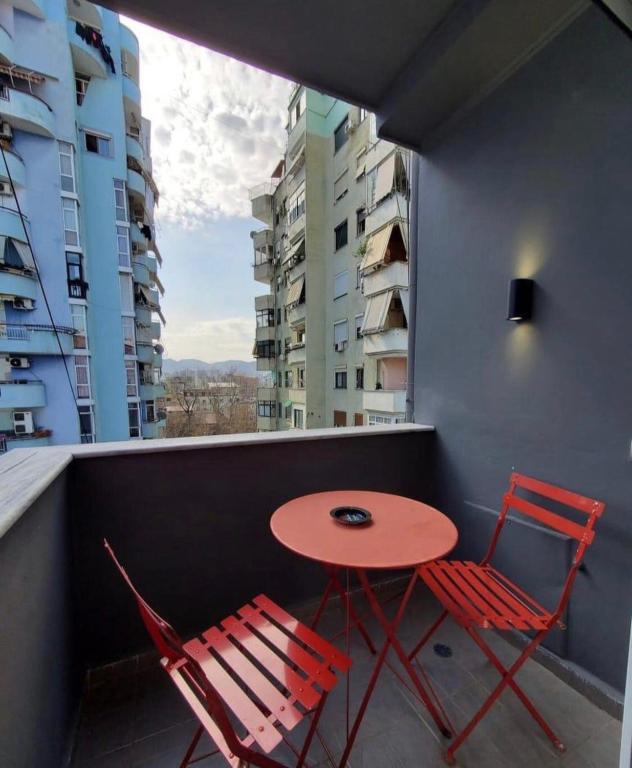 Helga’s Deluxe 3 Apartment - Image 6
