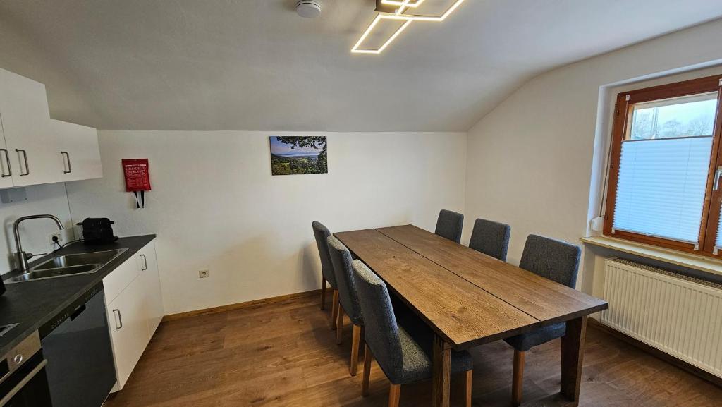 Kuchyň nebo kuchyňský kout v ubytování FeWo in der Kiese Hard