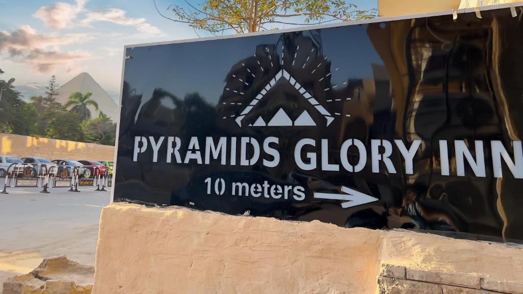 Certifikát, hodnocení, plakát nebo jiný dokument vystavený v ubytování Pyramids Glory Inn