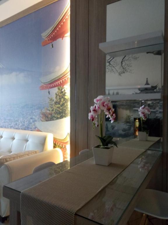 Comfy Apartment at SuperMall Pakuwon - Apartment With Pool View