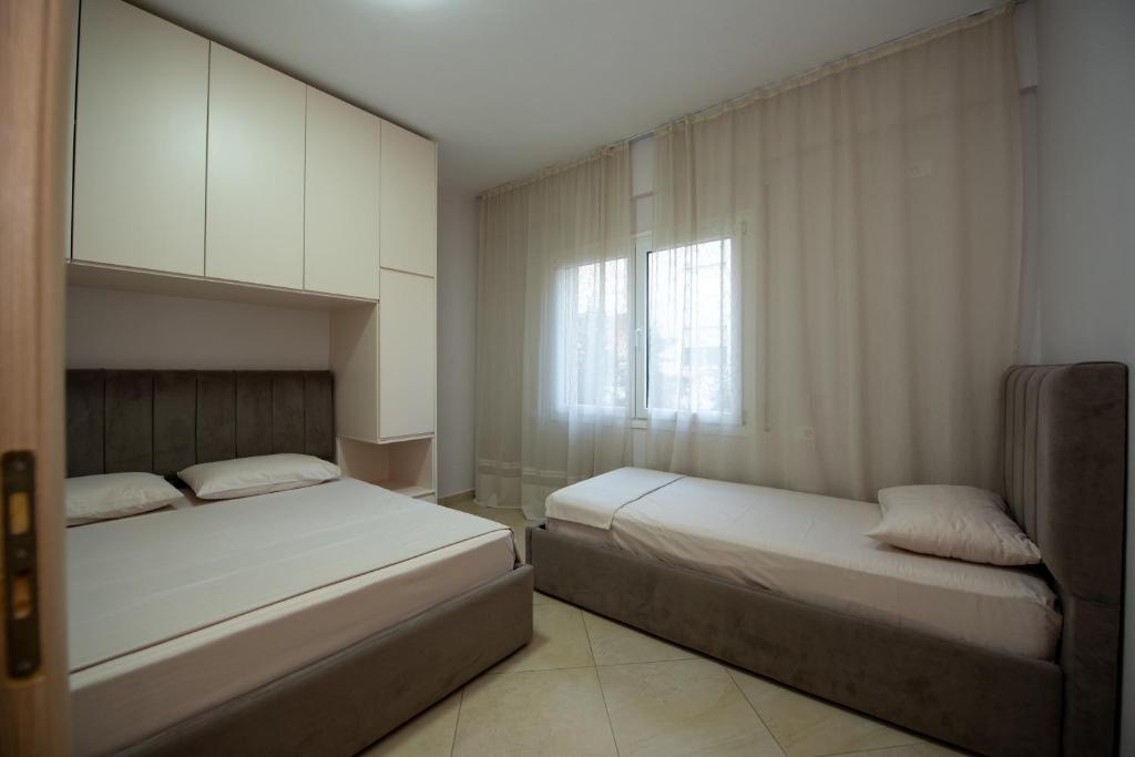 Riviera Apartment Vlora - Image 2