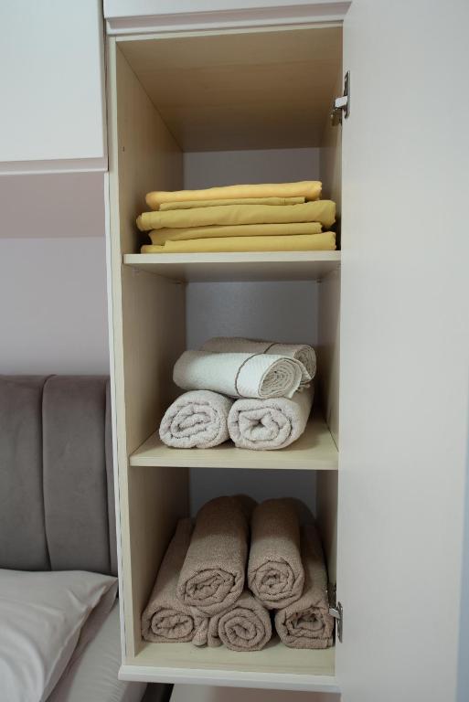 Riviera Apartment Vlora - Image 3