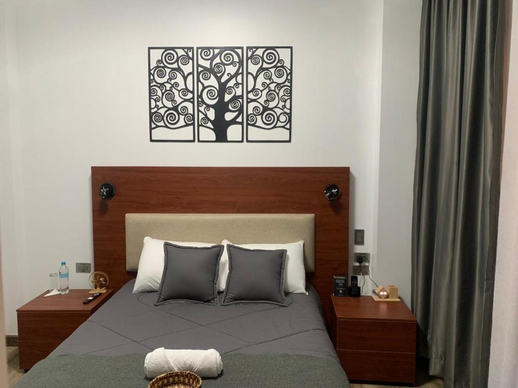 Postel nebo postele na pokoji v ubytování Hotel Sacha Golden