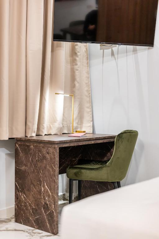 Royal Gold City Suites by Omilos Hotels - 10