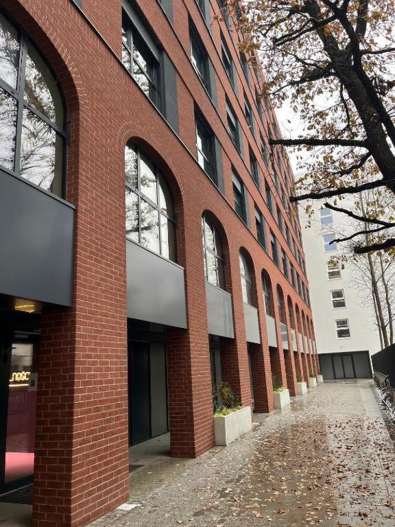 Poznan Plac Wolnosci 6 Bond - Resim 13