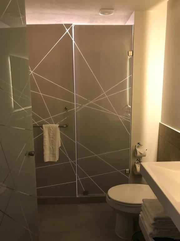 Koupelna v ubytování City Express Plus by Marriott Merida
