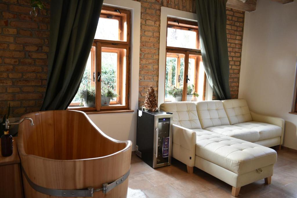 Posezení v ubytování Cihloffka Přijeďte vypnout.