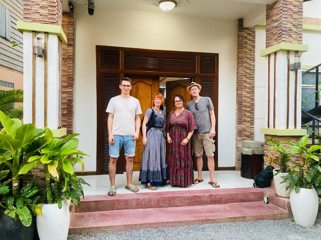 Hosté ubytování Sophat Villa