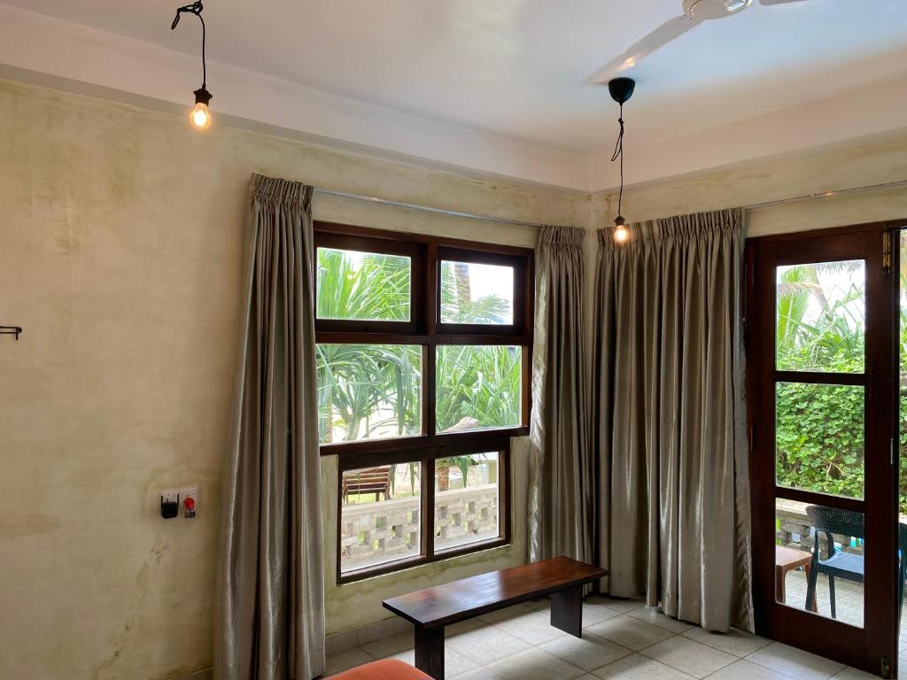 Mirage Beach House at Morava Court - Deluxe Double Room With Sea View