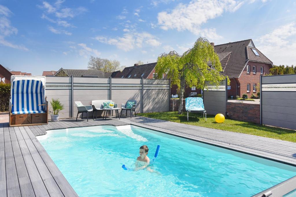 Bazén v ubytování Haus Strandkorb mit Frühstücksoption nebo v jeho okolí