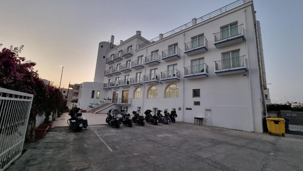 Budova, kde se hotel nachází