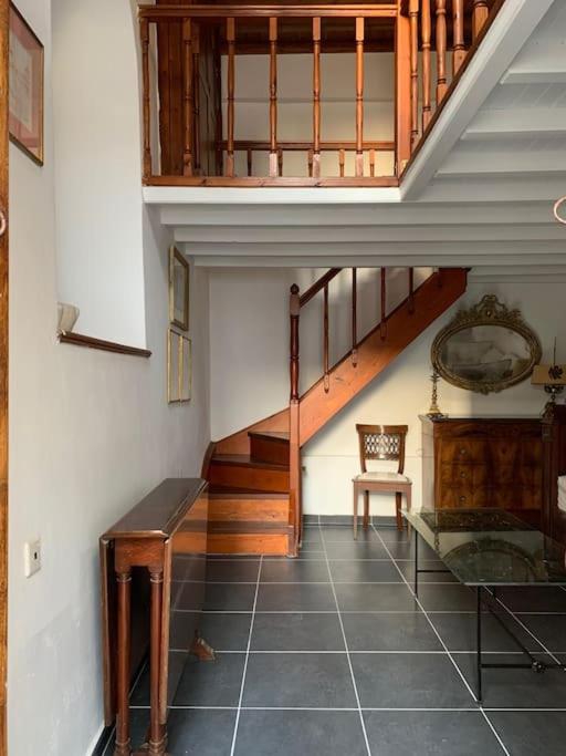 Posedenie v ubytovaní Traditional apartment in the heart of Mykonos!