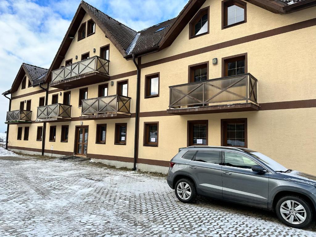 Budova, kde se apartmán nachází