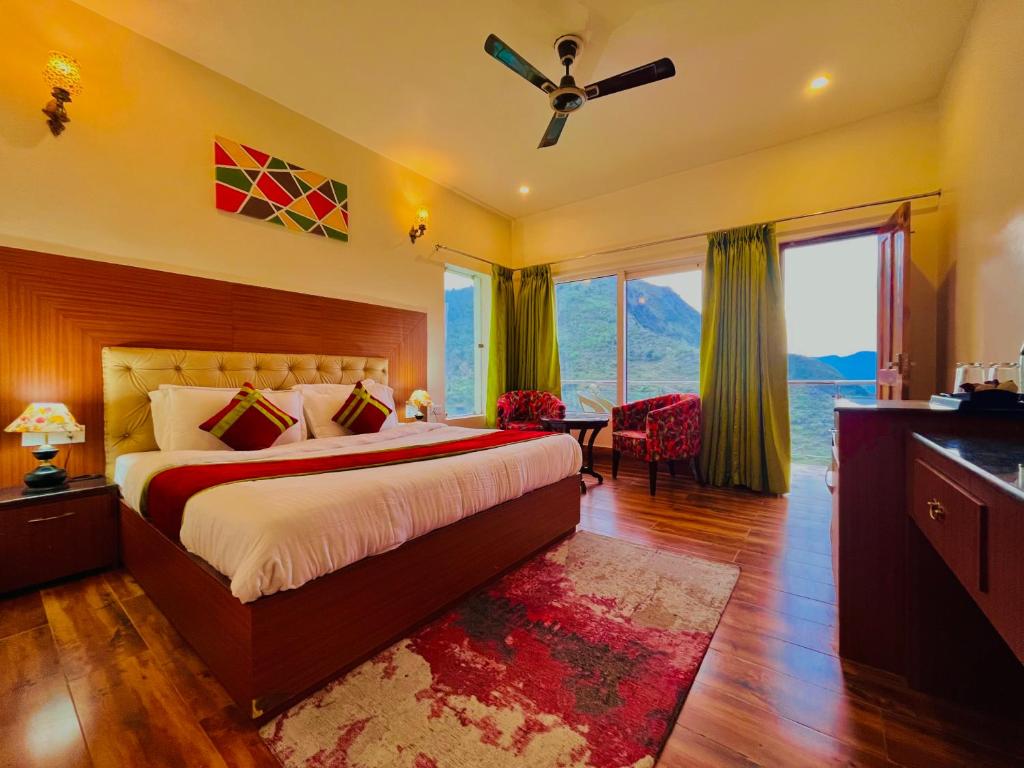 Postel nebo postele na pokoji v ubytování The kempty Boutique Nature Resort, Mussoorie