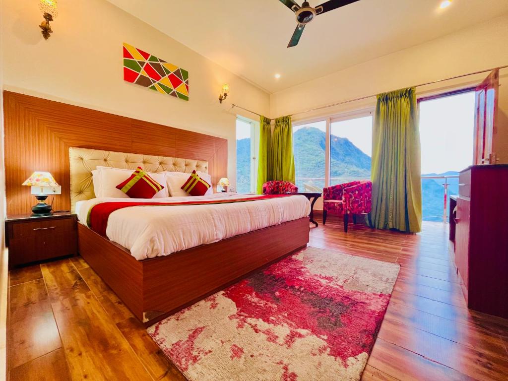 Postel nebo postele na pokoji v ubytování The kempty Boutique Nature Resort, Mussoorie
