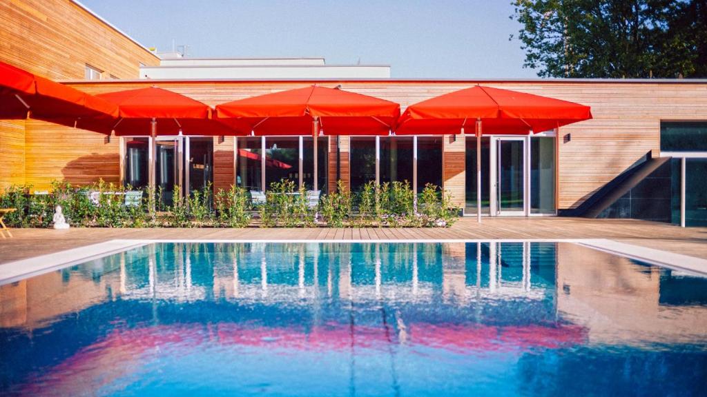 Bazén v ubytování Hotel Calamus - 4 Sterne Superior nebo v jeho okolí