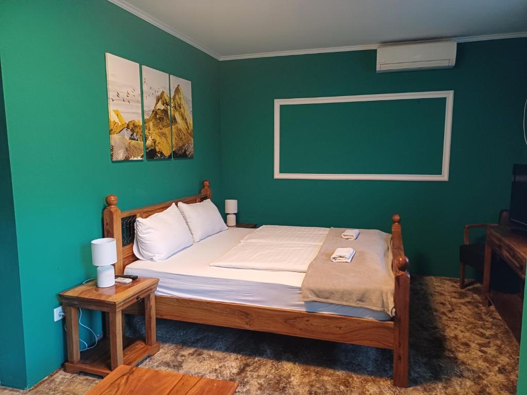 Postel nebo postele na pokoji v ubytování Villa Anri