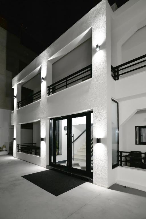 Budova, kde se aparthotel nachází