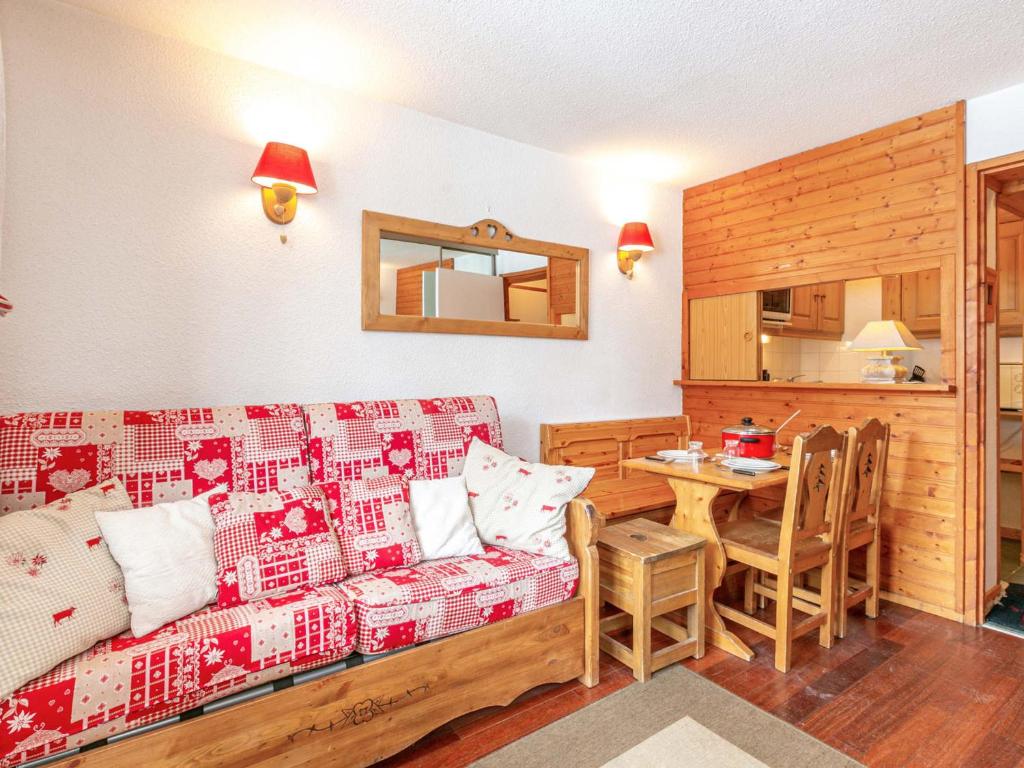 Photo de la galerie de l'établissement Studio soigné avec WIFI, proche centre et pistes - FR-1-694-72, à Val dʼIsère