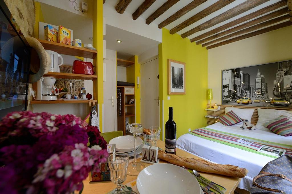 Les Patios du Marais 1 - Studio Apartment E2GD Gold Finger