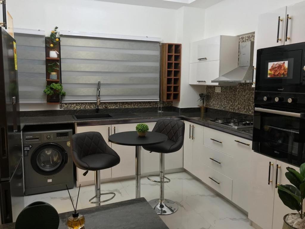 Küche/Küchenzeile in der Unterkunft Pel apartment