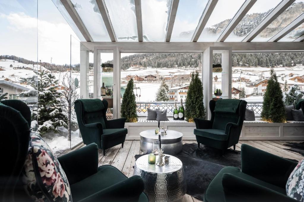 Część wypoczynkowa w obiekcie Hotel Acadia - Adults Mountain Home