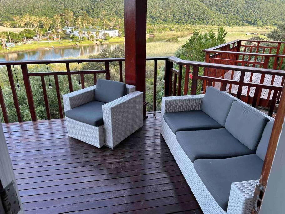 Wilderness deckhouse. views!/sun/sea/river/kayaks - Image 37