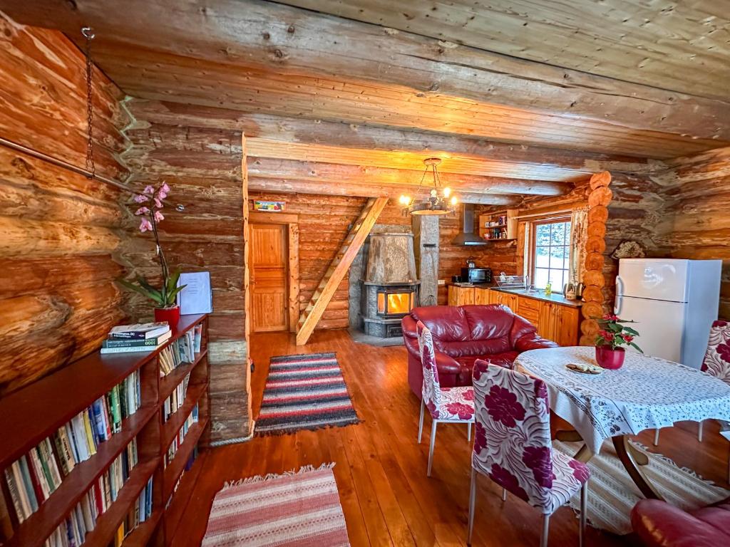 Saunja Homestay - 一居室房屋