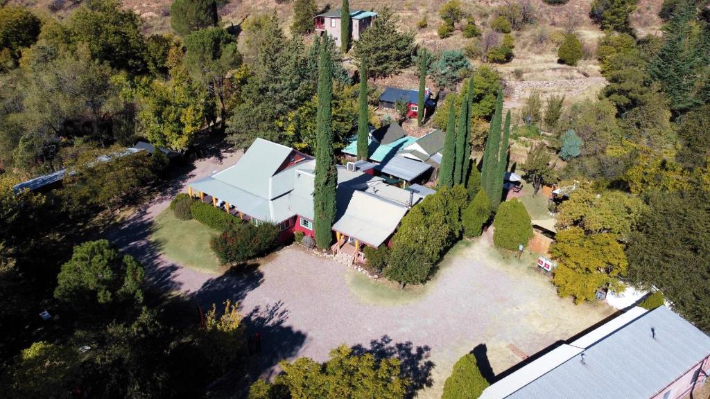 Letecký snímek ubytování Mile High Ranch