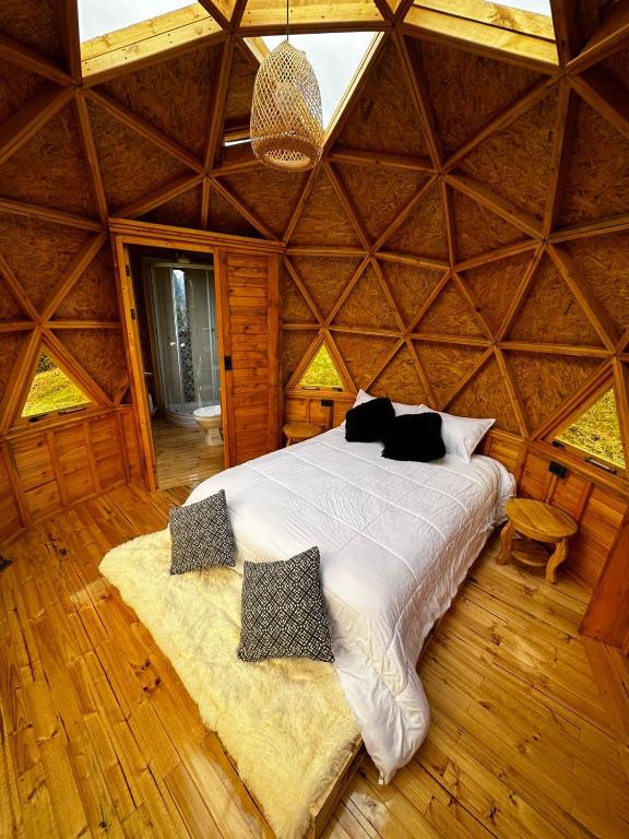 Postel nebo postele na pokoji v ubytování Glamping Shalom